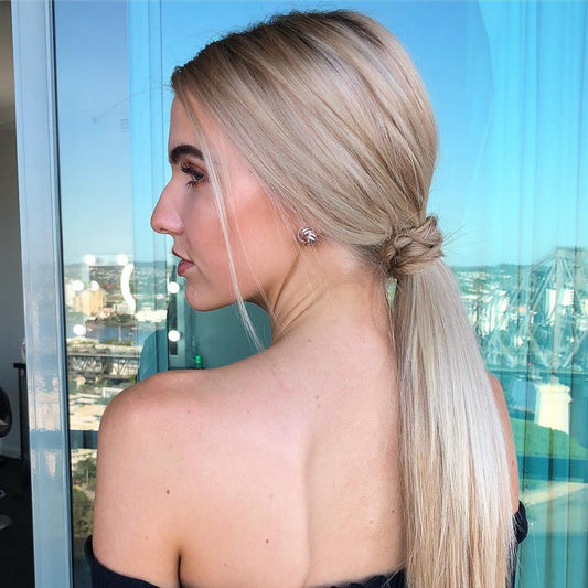 HOW-TO: TUTORIAL #1 - Create A Low Sleek Ponytail
